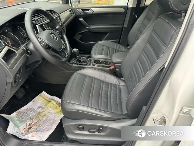 Volkswagen Touran L id 4213149 из Китая 9