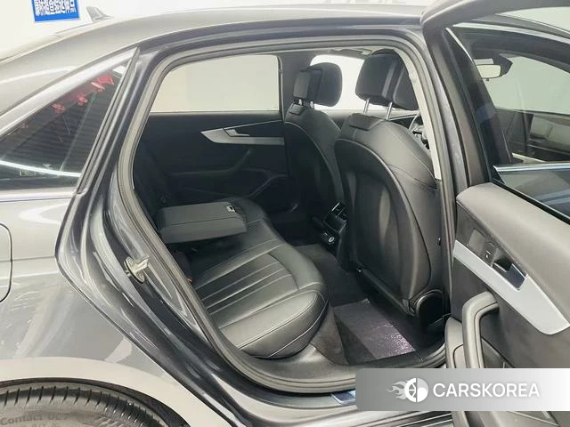 Audi A4L id 4258877 из Китая 9