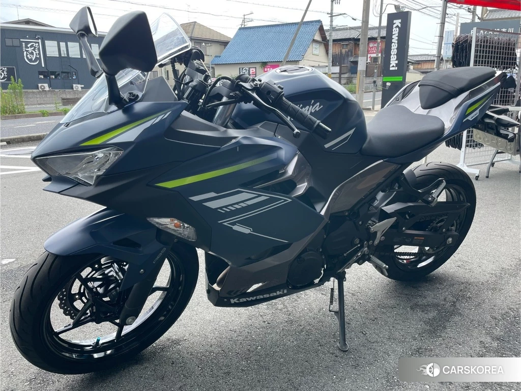 Проданный Kawasaki Ninja 400-2 2021 из Японии