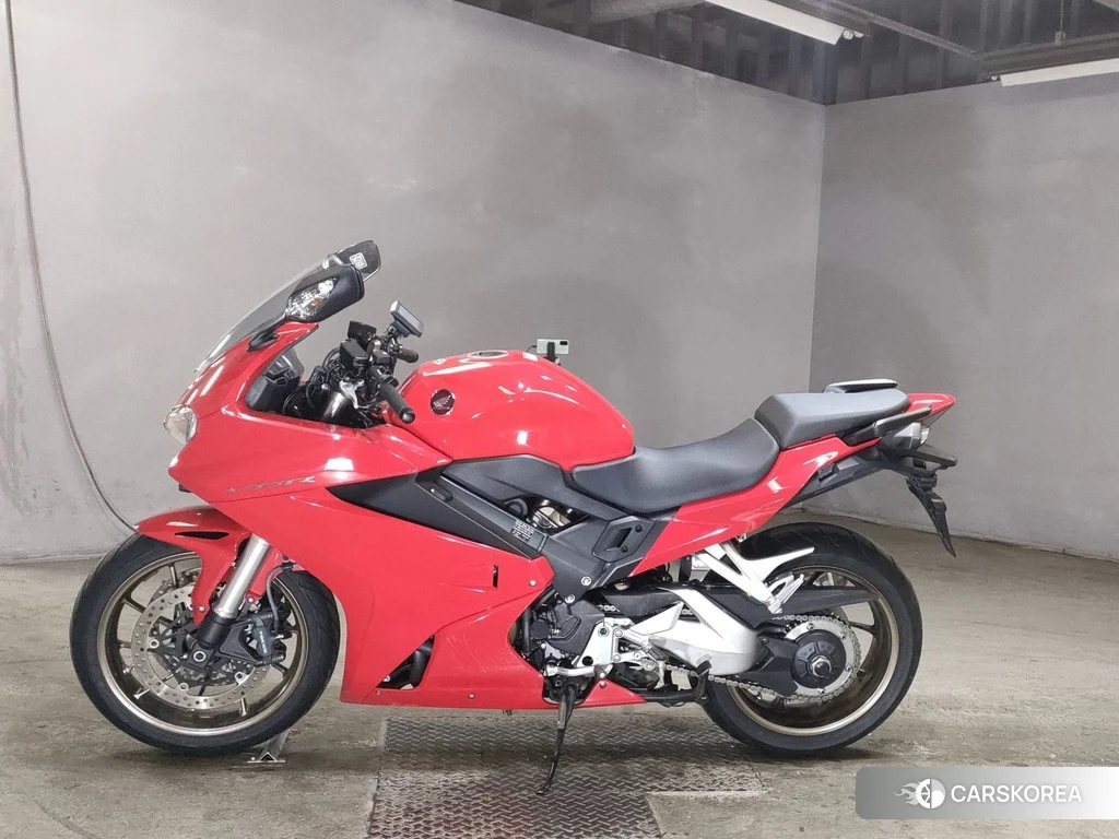 Проданный Honda VFR800F 2020 из Японии, фото 2