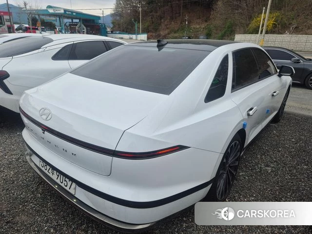Hyundai Grandeur (GN7) id 4599939 из Кореи 8