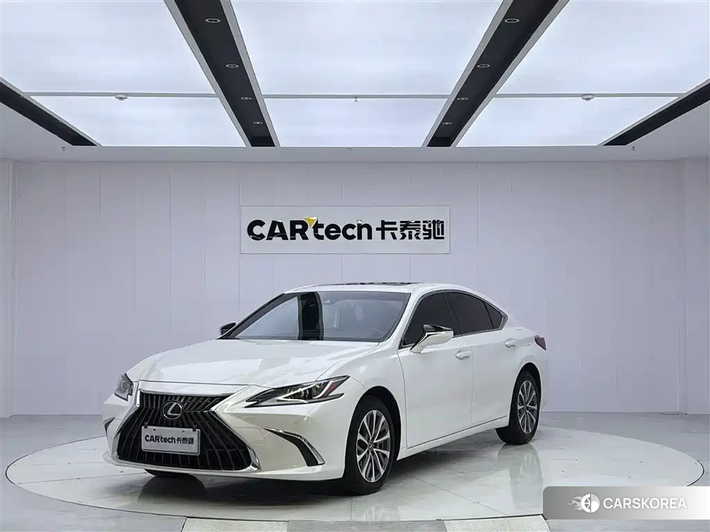 Lexus ES id 4589090 из Китая 12