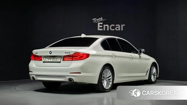 BMW 5 Series (G30) id 4345197 из Кореи 12