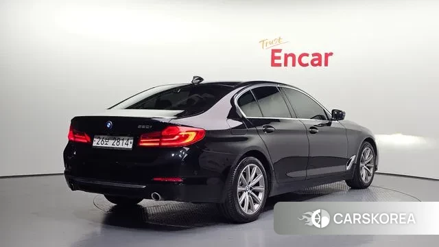 BMW 5 Series (G30) id 3284109 из Кореи 12