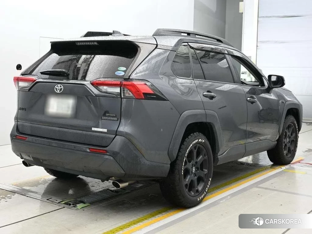 Toyota RAV4 2021 из Японии, фото 2
