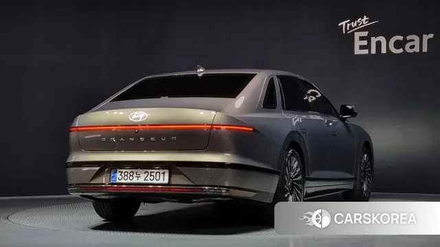 Hyundai Grandeur (GN7) id 2998263 из Кореи 12