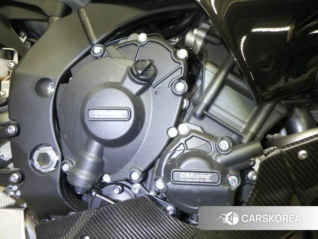 Engine photo