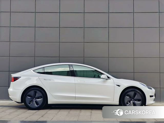 Tesla Model 3 (imported) 2019 Белый из Китая, фото 2