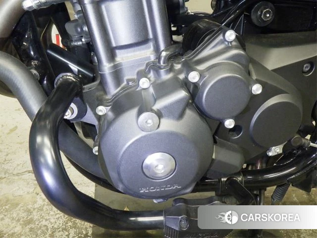 Engine photo