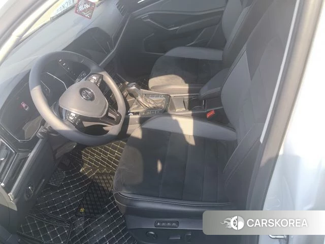 Volkswagen Sagitar 2021 Белый из Китая, фото 2