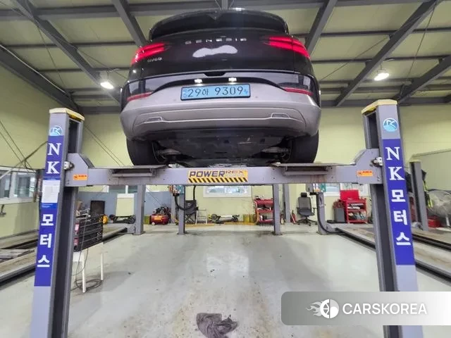 Genesis GV60 2021 Черный из Кореи, фото 2