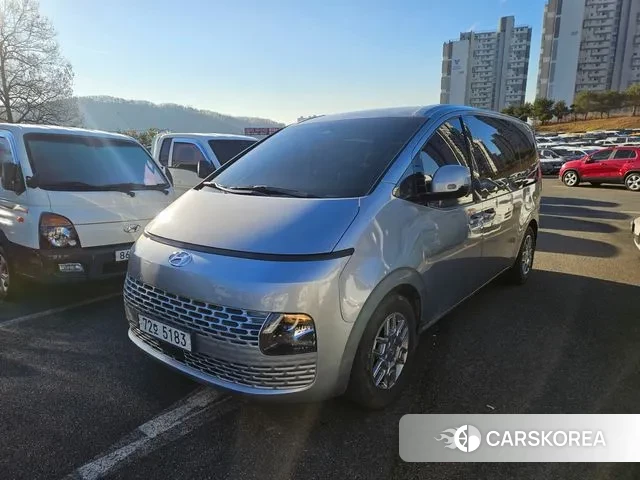 Hyundai Staria 2021 Серебряный из Кореи, фото 3