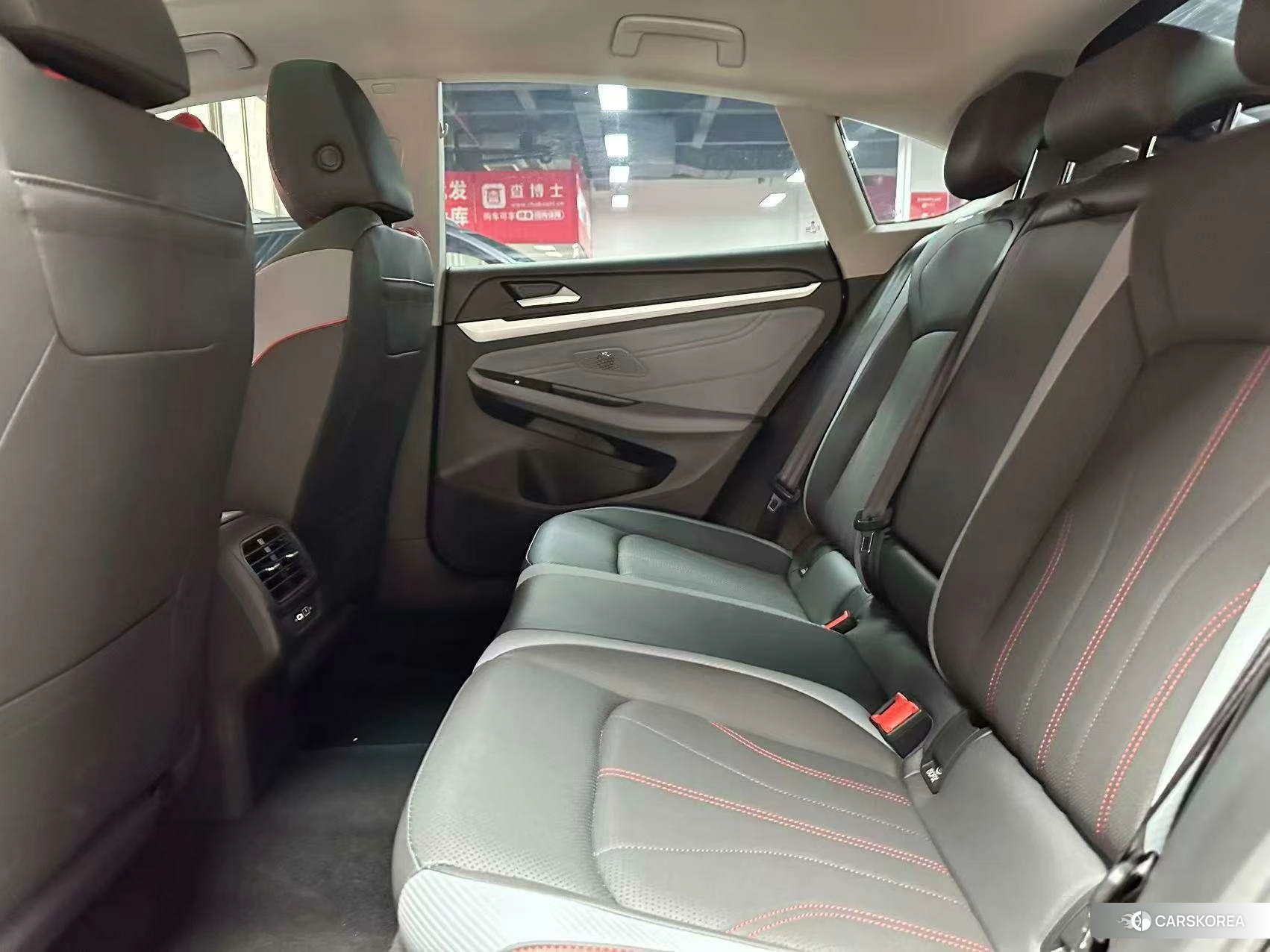 Volkswagen Lingdu 2023 Красный из Китая, фото 2