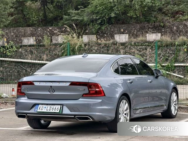 Volvo S90 PHEV id 4212918 из Китая 8
