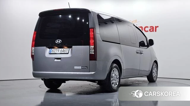 Hyundai Staria id 4302435 из Кореи 12