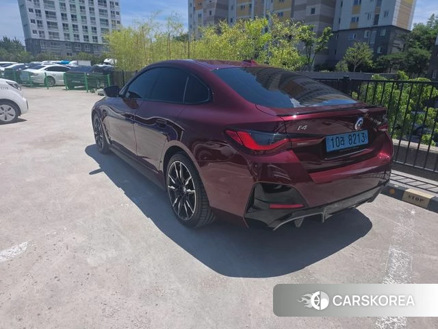 BMW i4 2023 Красный из Кореи, фото 4
