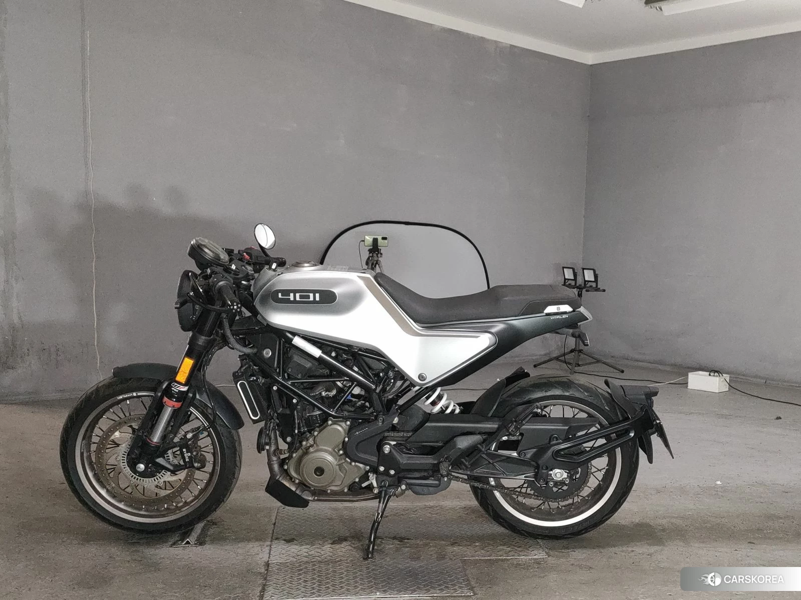 Husqvarna VITPILEN 401 2020 из Японии
