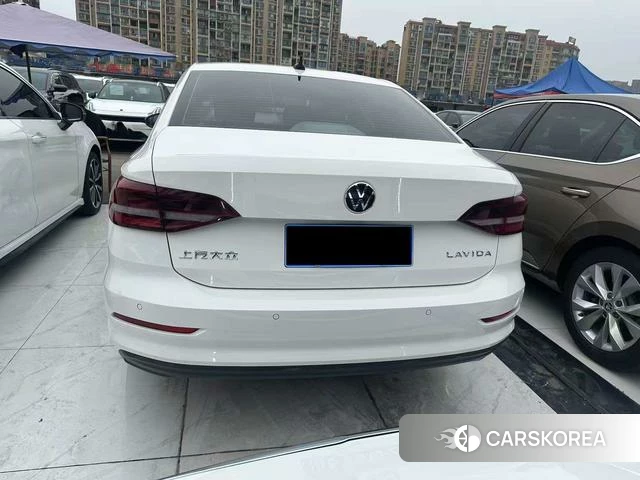 Volkswagen Lavida 2022 Белый из Китая, фото 6