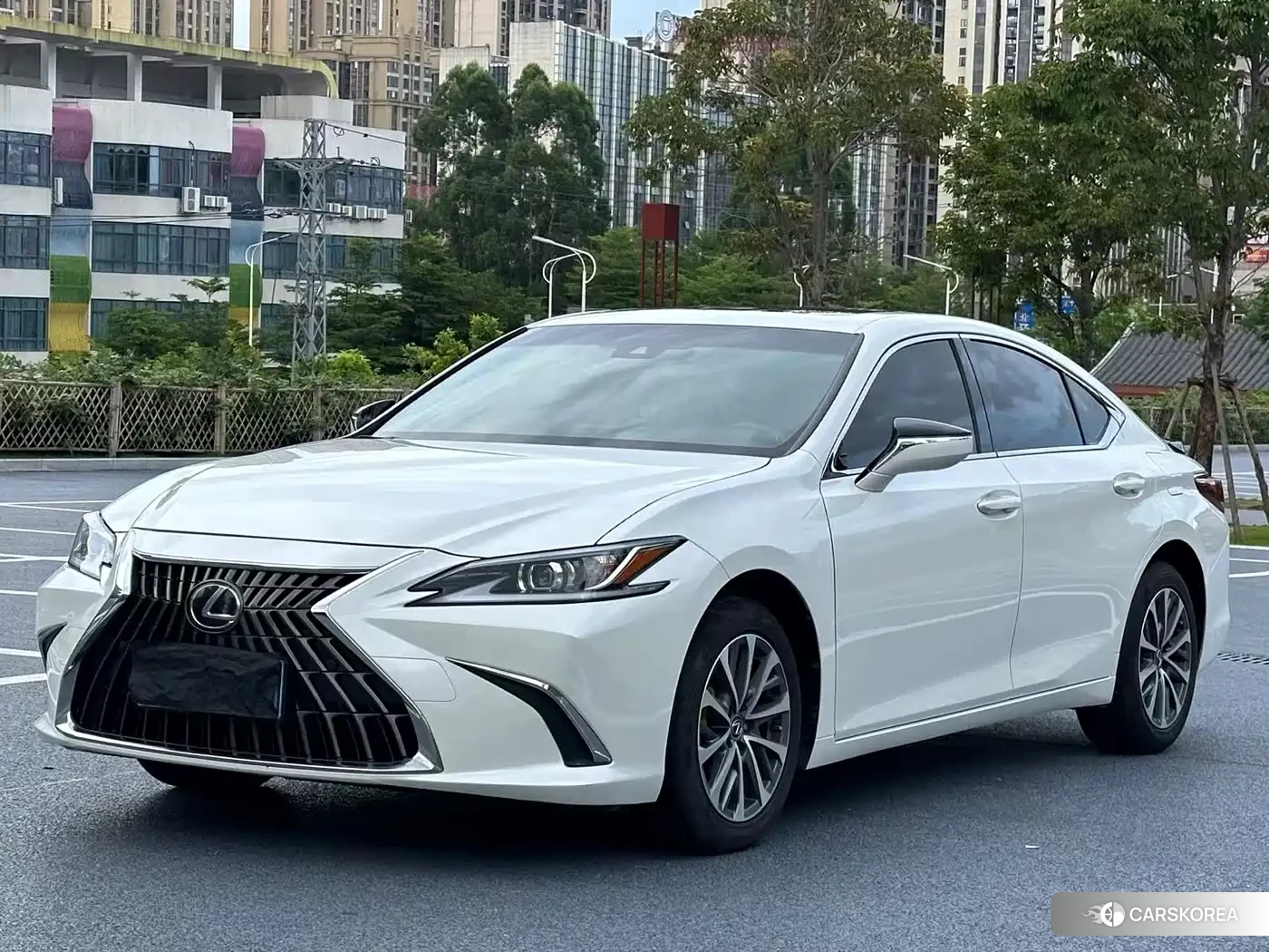 Lexus ES 2024 Белый из Китая, фото 2