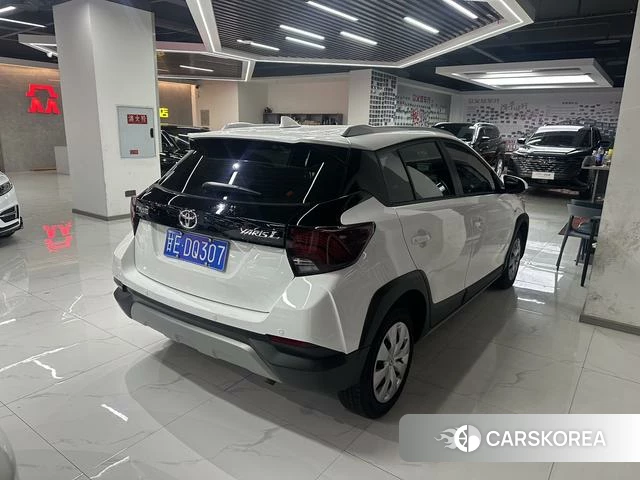 Toyota YARIS L Zhixuan 2023 Белый из Китая, фото 2