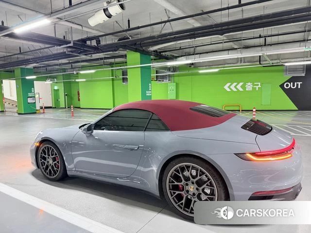 Porsche 911(992) 2024 Серебристо-серый из Кореи, фото 2