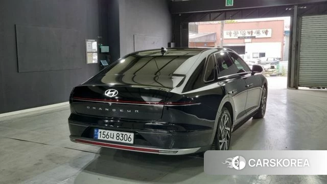 Hyundai Grandeur (GN7) id 4243756 из Кореи 10