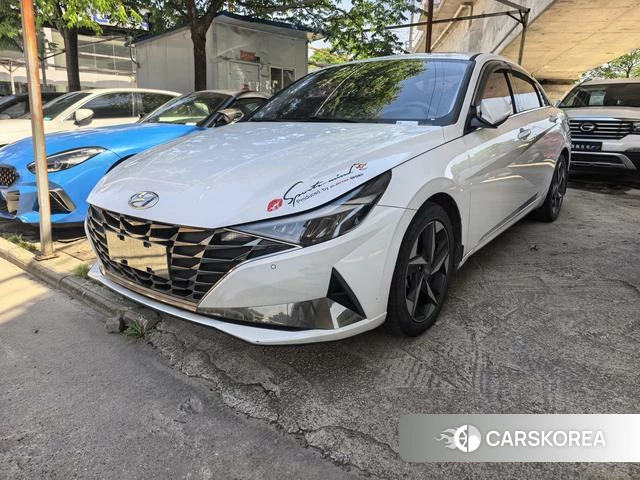 Hyundai Elantra 2022 Белый из Китая, фото 2