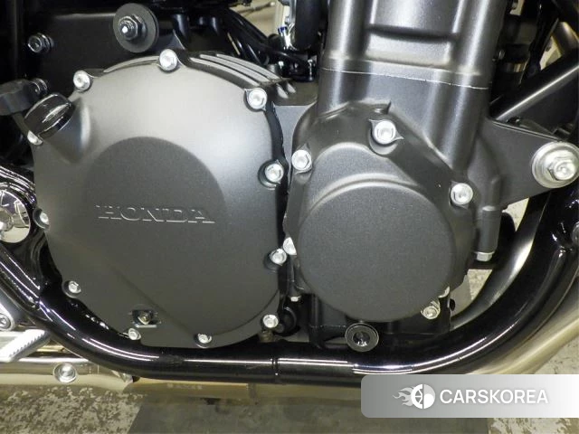 Engine photo