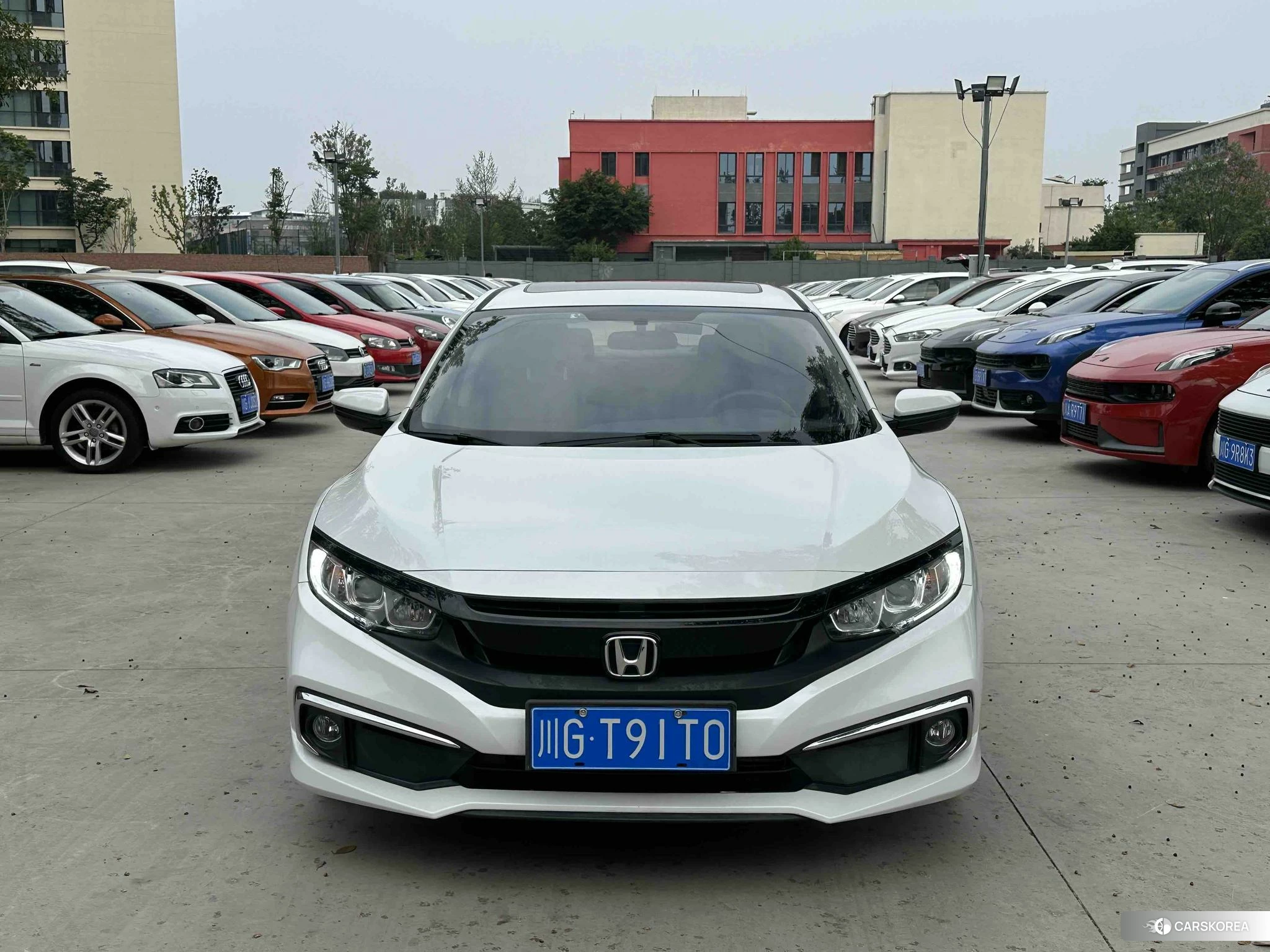 Honda Civic 2019 Белый из Китая, фото 3