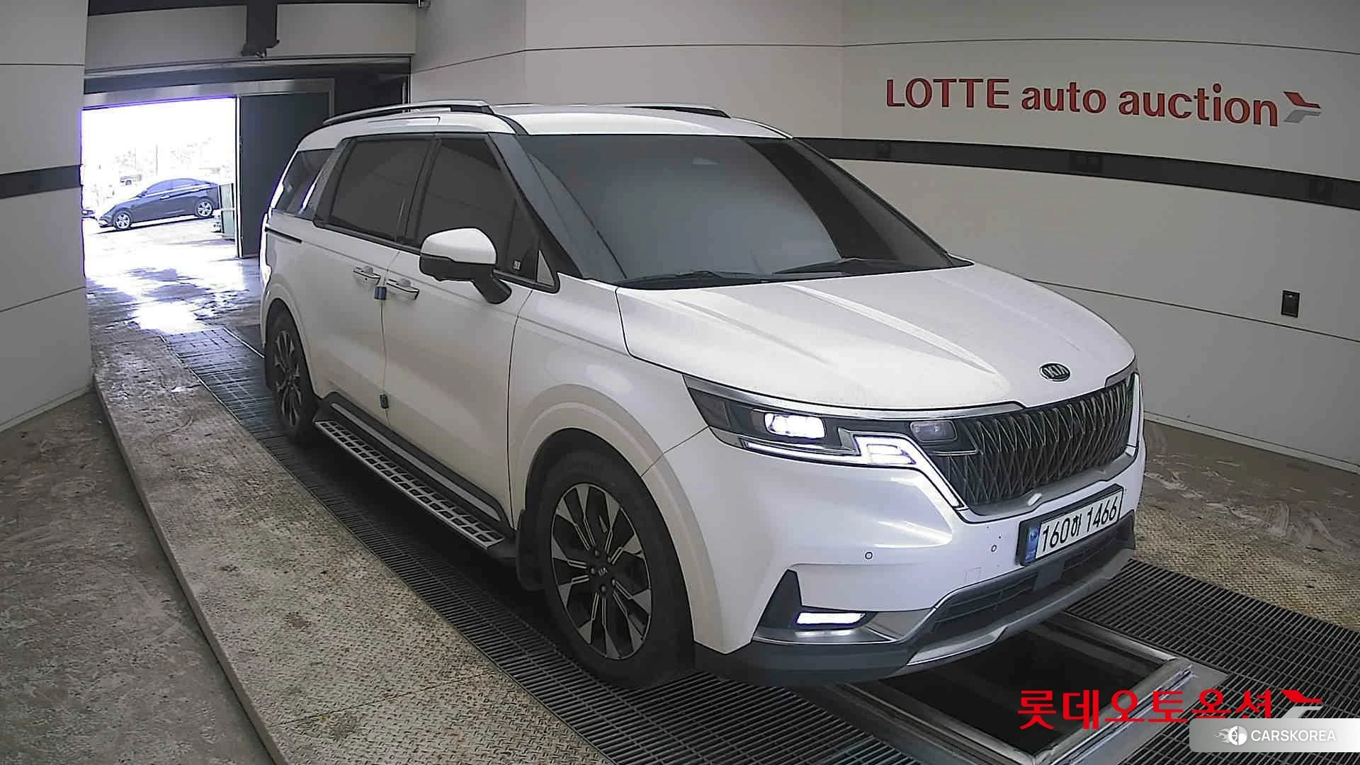 Kia Carnival id 3882096 из Кореи 12