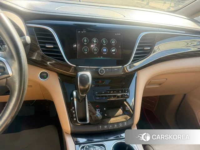Buick GL8 id 4219677 из Китая 8