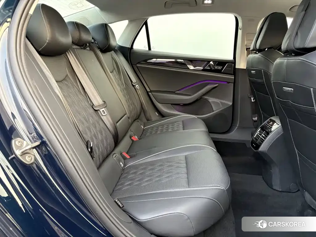 Volkswagen Magotan id 4634763 из Китая 12