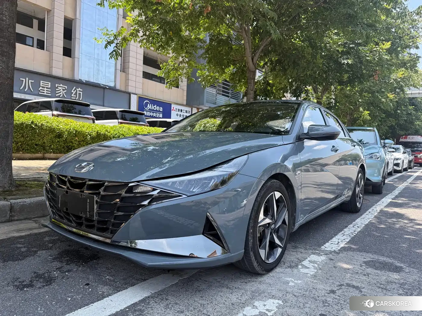 Hyundai Elantra 2026 Silver/gray из Китая, фото 2