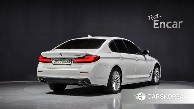 BMW 5 Series (G30) id 3697915 из Кореи 12