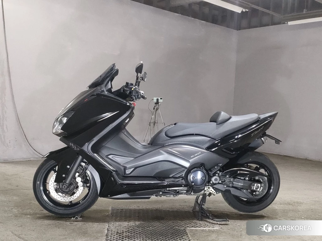 Проданный Yamaha T-MAX 530 id 4165340 из Японии