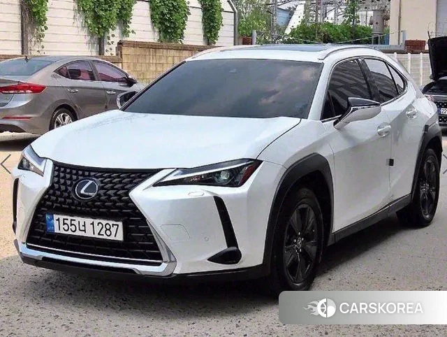 Lexus UX250h id 2978926 из Кореи 12