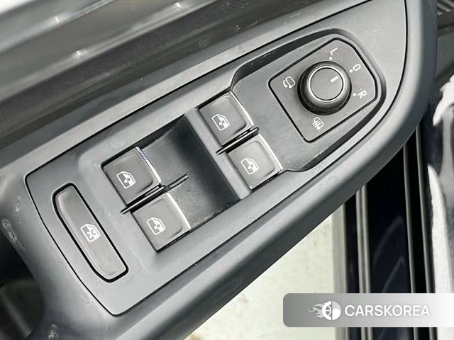Volkswagen Passat id 4335865 из Китая 12