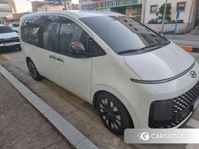 Hyundai Staria 2022 Белый из Кореи, фото 6