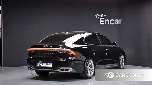 Hyundai The New Grandeur IG id 3432342 из Кореи 12