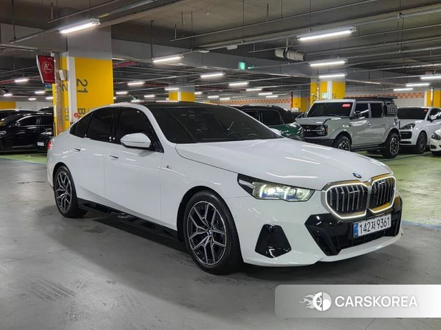 BMW 5 Series (G60) id 4408150 из Кореи 12