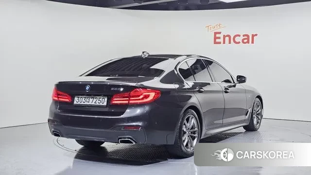 BMW 5 Series (G30) id 3499467 из Кореи 12