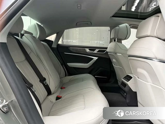 Audi A7L 2026 Шампань из Китая, фото 6