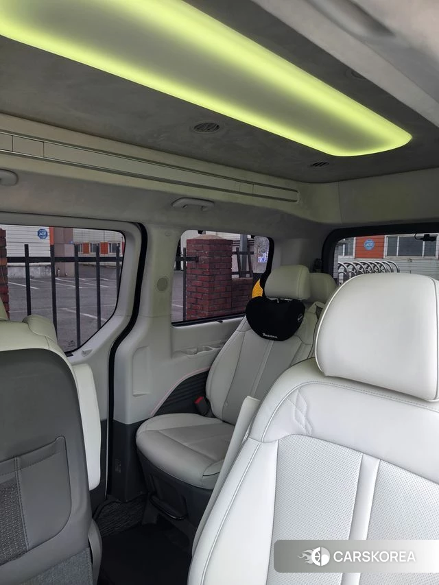 Hyundai Staria 2025 Белый из Кореи, фото 3