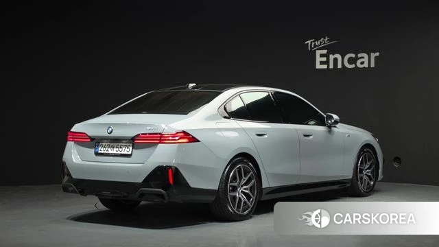 BMW 5 Series (G60) id 4499727 из Кореи 12