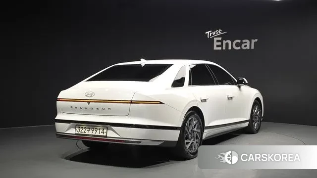 Hyundai Grandeur (GN7) id 3550472 из Кореи 12