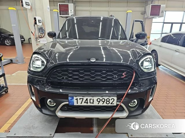 Mini Cooper S Countryman 2024 Черный из Кореи, фото 2