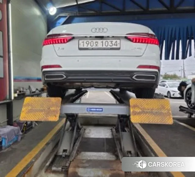 Audi A6 (C8) 2021 Белый из Кореи, фото 2