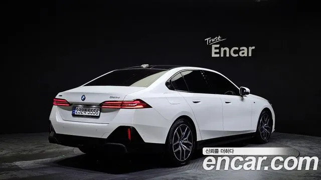 BMW 5 Series (G60) id 2734021 из Кореи 12