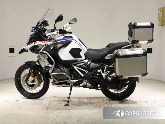 BMW R1250GS ADVENTURE 2023 из Японии