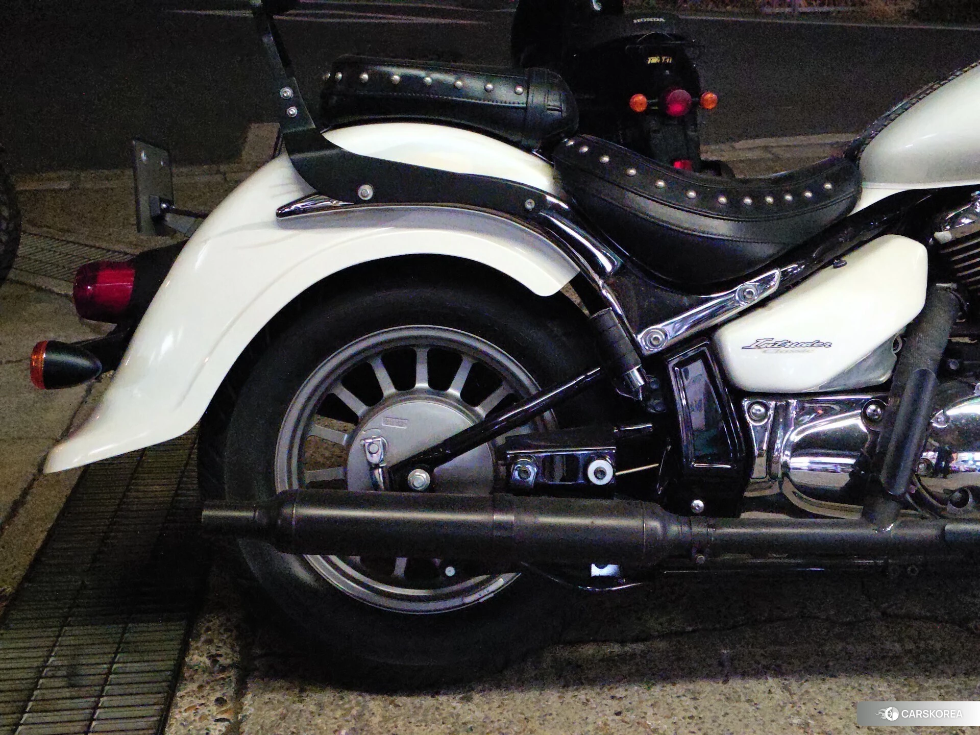 Suzuki INTRUDER 400 CLASSIC 2016 из Японии, фото 3